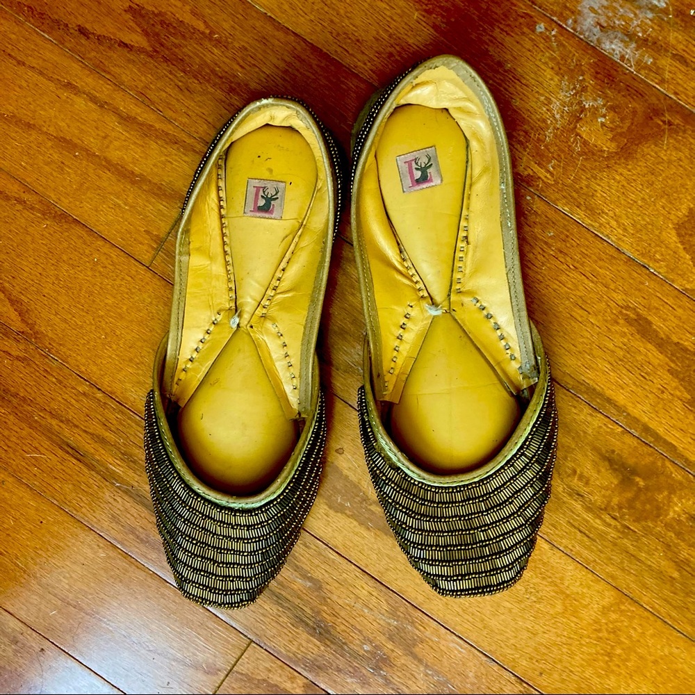 Indian beaded juthis